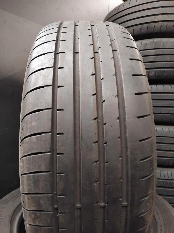 2356018 235/60r18 235/60/18 zomer Goodyear, Auto diversen, Autosport-onderdelen, Zo goed als nieuw, Ophalen