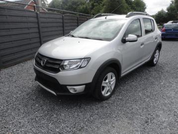 Dacia Sandero Stepway 900 cc Benzine" 2015” Face Lift Mod” beschikbaar voor biedingen