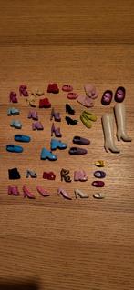 Chaussures Barbie, certaines ne sont pas complètes, Enfants & Bébés, Jouets | Poupées, Utilisé, Enlèvement ou Envoi