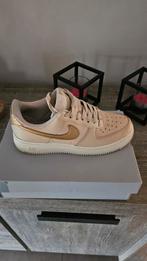 Nike air force 1 07 goud, maat 38,5., Nike, Enlèvement, Porté, Sneakers et Baskets