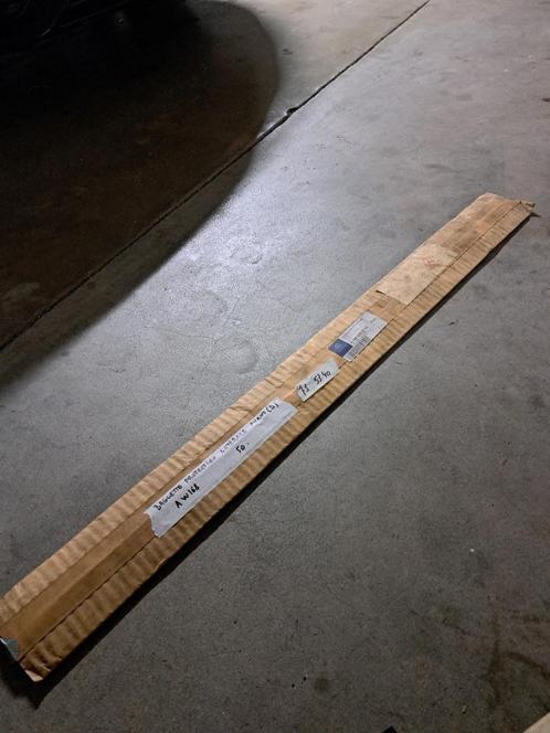 Baguette latérale protection mercedes classe A w168, Auto-onderdelen, Carrosserie, Deur, Mercedes-Benz, Voor, Rechts, Nieuw, Ophalen