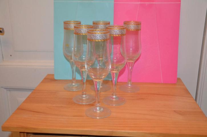 Wijn en champagneglazen, Verzamelen, Glas en Drinkglazen, Nieuw, Overige typen, Ophalen