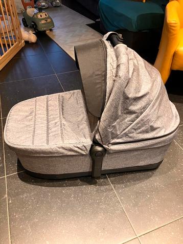 Thule Sleek Bassinet - Grijs beschikbaar voor biedingen