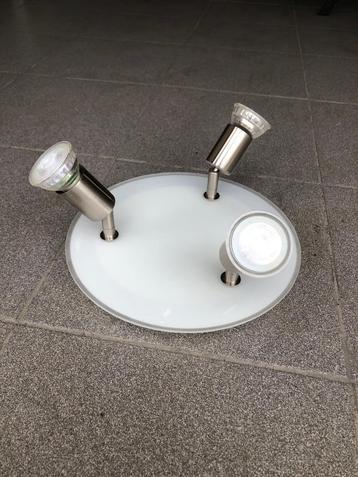 Plafondverlichting  beschikbaar voor biedingen