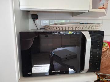 samsung microgolf, Elektronische apparatuur, Microgolfovens, Ophalen, Zo goed als nieuw