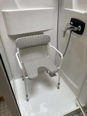 Chaise de douche beschikbaar voor biedingen