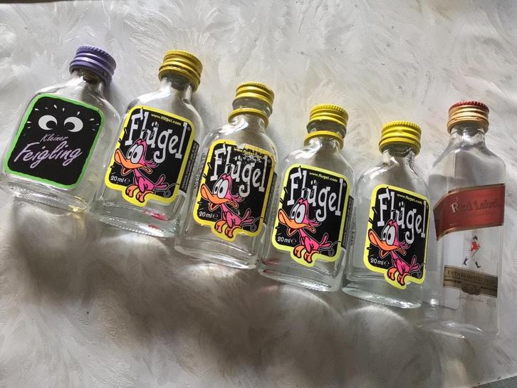 Kleine lege flesjes Red Label Flugel Feigling, Verzamelen, Biermerken, Flesje(s), Ophalen of Verzenden