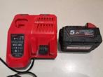 Chargeur rapide + batterie m18 5.0 Milwaukee, Bricolage & Construction, Enlèvement, Comme neuf