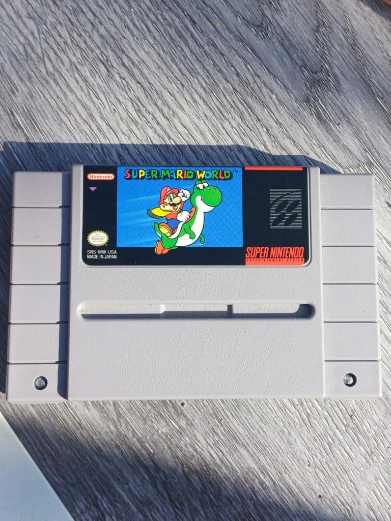 Super mario world ,super nintendo, Consoles de jeu & Jeux vidéo, Jeux | Nintendo Super NES, Enlèvement