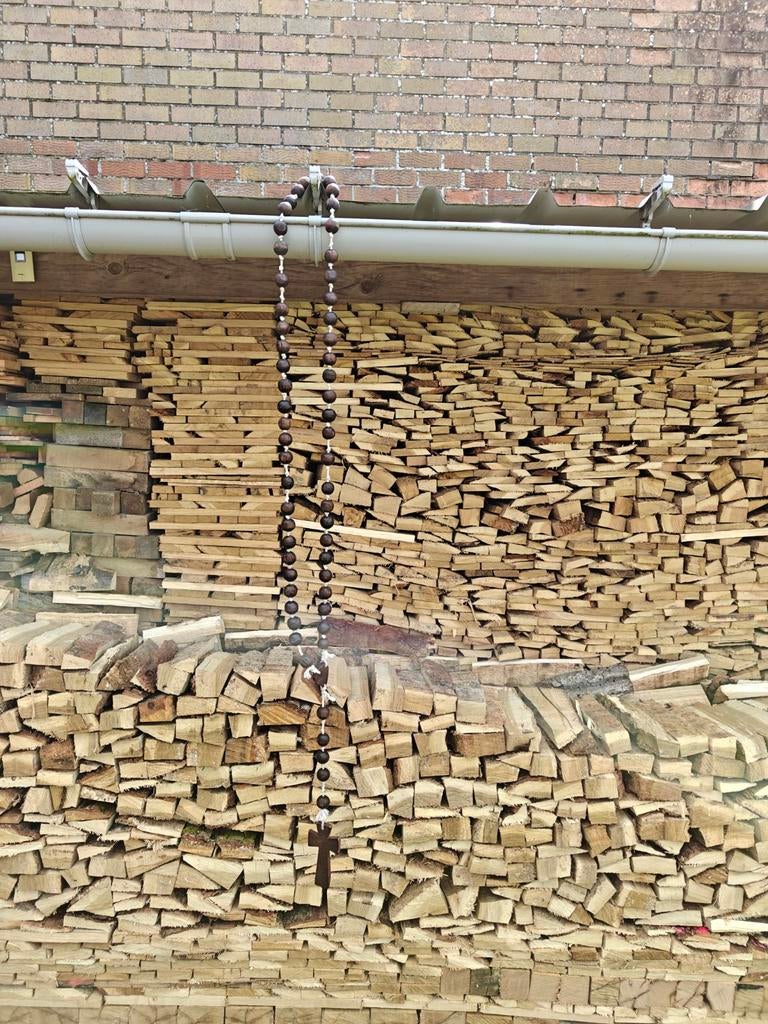 Zeer grote paternoster Lourdes, Ophalen