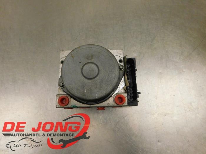 Pompe ABS d'un Renault Kangoo, Renault, -, 3 mois de garantie, Utilisé
