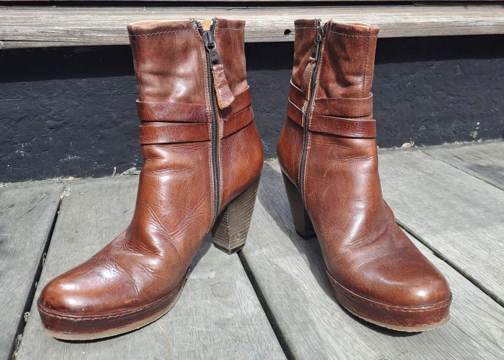 Bottines Airstep pour femmes, taille 39, Vêtements | Femmes, Comme neuf, Brun, Boots et Botinnes, Enlèvement ou Envoi