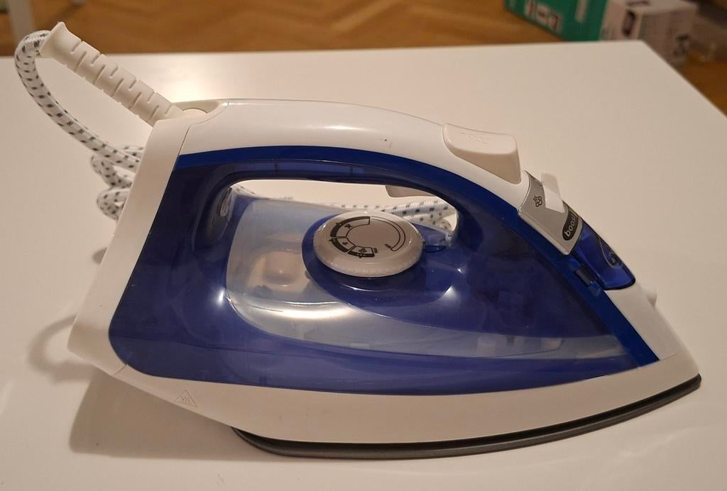 Calor Virtuo strijkijzer (model FV1711C0), Elektronische apparatuur, Strijkijzers en Strijkplanken, Ophalen, Nieuw, Strijkijzer met snoer