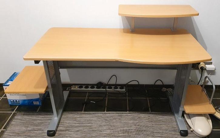 Computer bureautafel, Huis en Inrichting, Bureaus, Gebruikt, Bureau, Ophalen