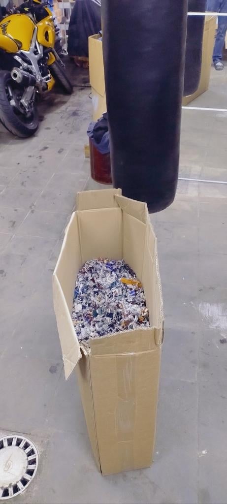 Bokszak vulling, Ophalen