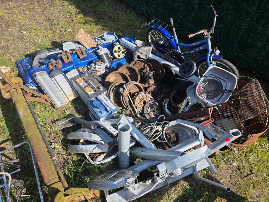 Schrootijzer, aluminium, gietijzer en batterijen, Ophalen, Aluminium