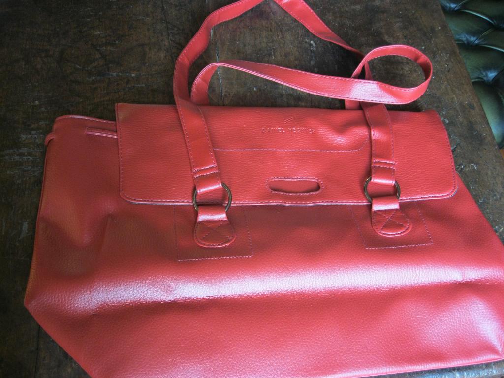 mooie bordeau handtas, Ophalen, Handtas