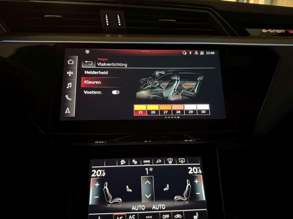 Audi Q8 e-tron 313PK BLACK EDITION * MATRIX * CAM * CAR PLAY, Auto's, Audi, Automaat, 230 kW, Gebruikt, Zwart