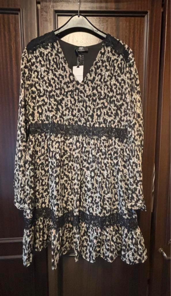 Robe léopard noir rose et verte Le temps des cerises, Kleding | Dames, Grote Maten, Zo goed als nieuw, Jurk, Zwart, Verzenden