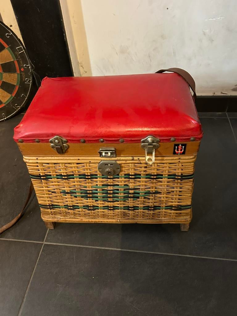 Rieten viskoffer, Watersport en Boten, Ophalen, Gebruikt