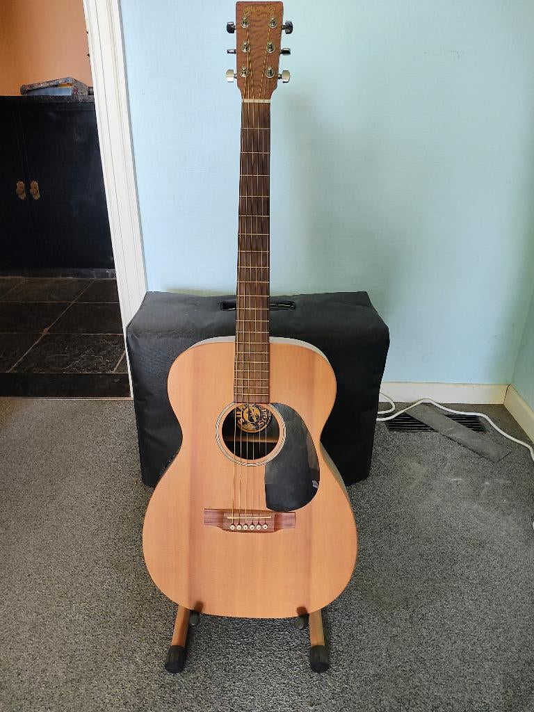 Martin 000X, Muziek en Instrumenten, Ophalen, Zo goed als nieuw, Western- of Steelstringgitaar