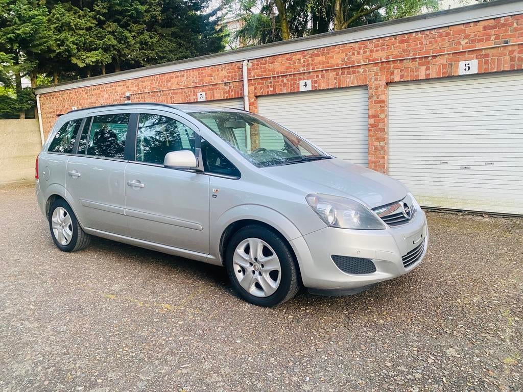 Mooie Opel Zafira 1.7 diesel.7 zit. 2010.Euro 5.Met keuring, Voorwielaandrijving, Euro 5, Stof, 4 cilinders