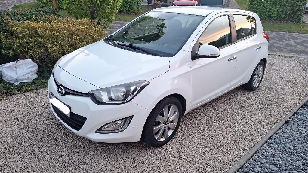 Hyundai i20, Euro 5, Achat, 4 portes, Noir
