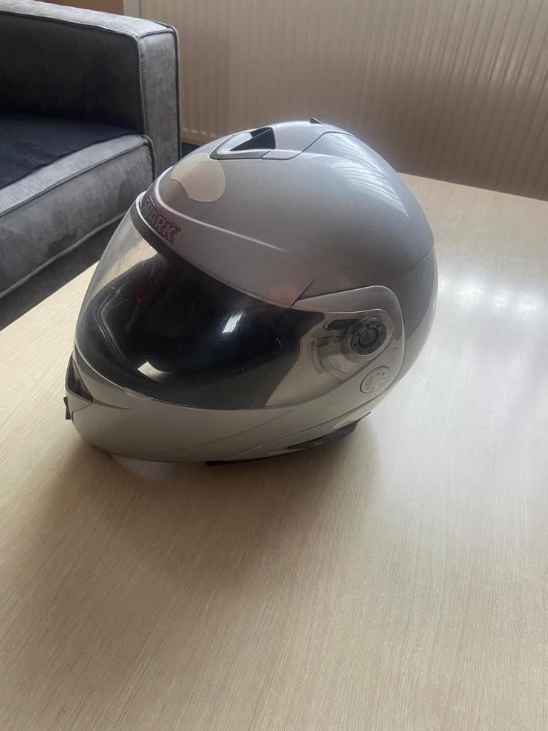 Motor helm (shark), Motoren, Ophalen