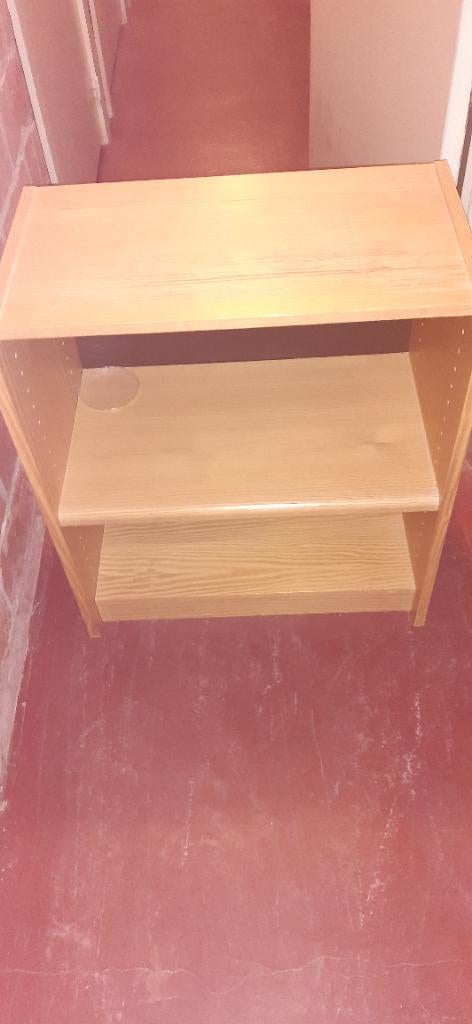 2 tables de chevet, étagère ou meuble TV, Maison & Meubles, Enlèvement, Utilisé, Pin, Avec tablette(s)