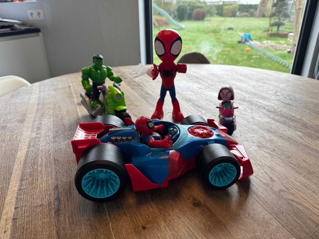 Spider Man en Spidey speelfigurenset, Enfants & Bébés, Jouets | Figurines, Enlèvement ou Envoi, Comme neuf