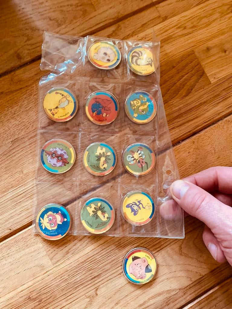 12 Pokemon munten by Nintendo, Ophalen of Verzenden