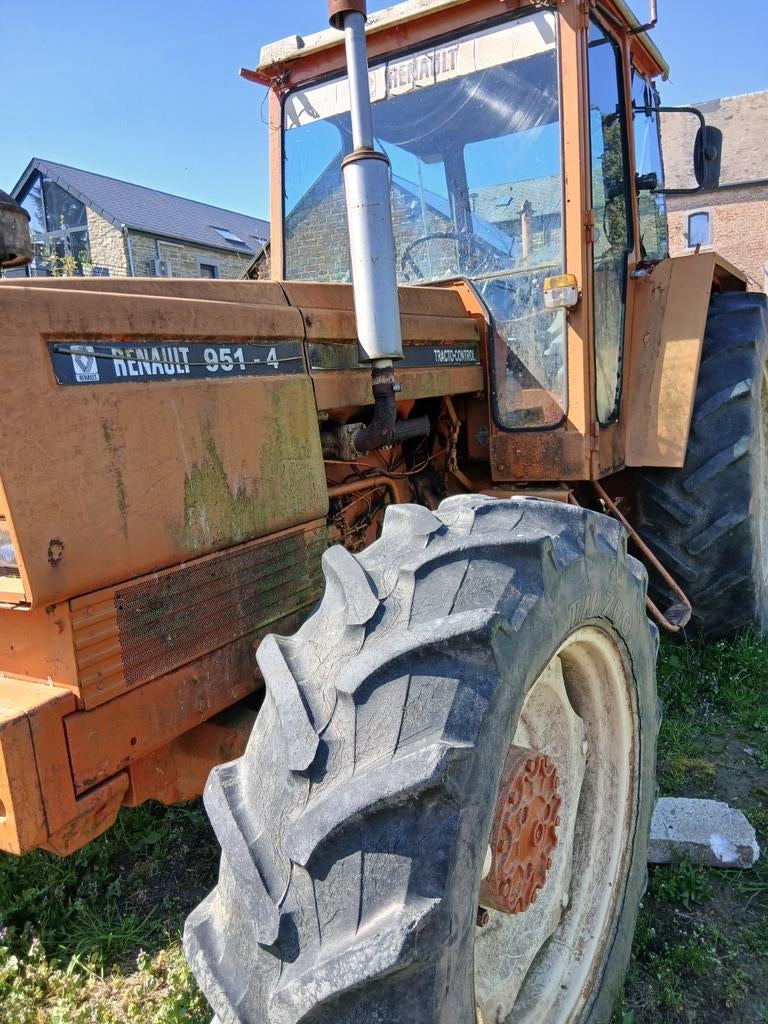 Tracteur  6500 gyro circulaire et fendeuse 5000 les 3, Articles professionnels, Enlèvement ou Envoi