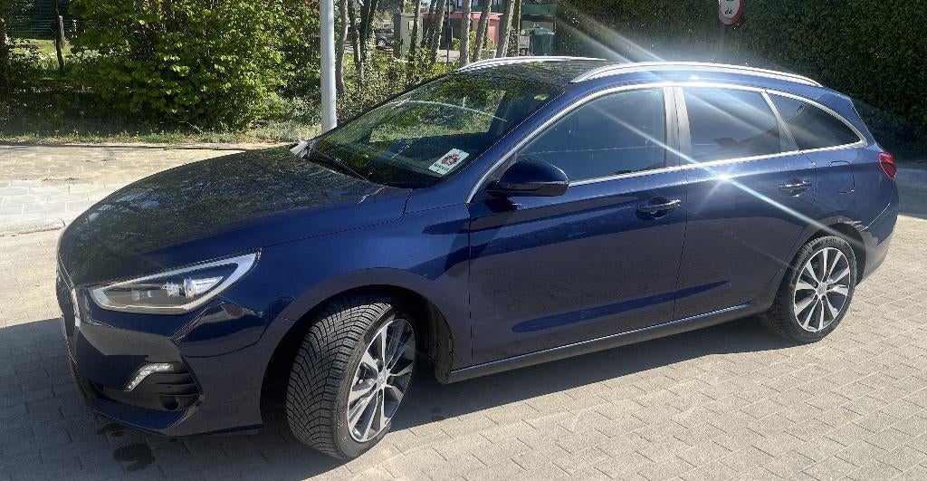 Hyundai i30 1.4 T-GDi DCT 140 A7 Sky, Autos, Hyundai, Particulier, i30, ABS, Caméra de recul, Airbags, Air conditionné, Alarme