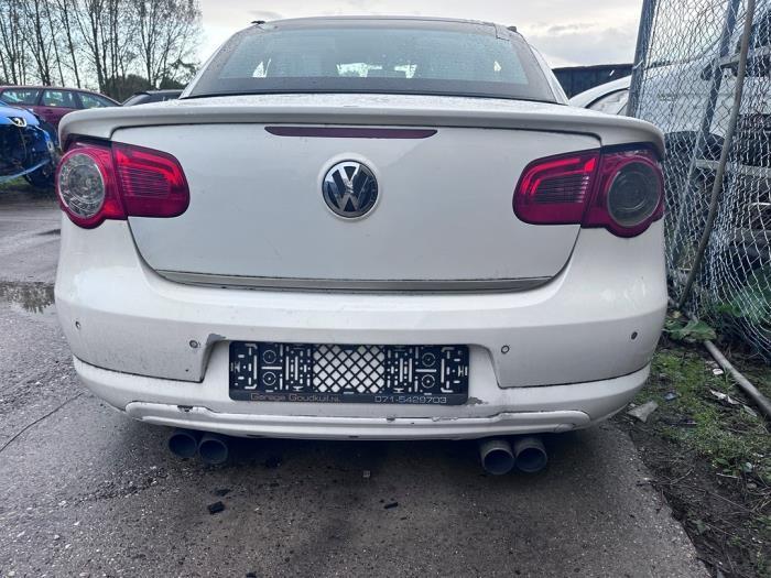Pare-chocs arrière d'un Volkswagen Eos (WIT), Autos : Pièces & Accessoires, Carrosserie & Tôlerie, Pare-chocs, Volkswagen, Utilisé