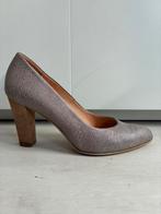 Via Vai zilvergrijze leren hakken maat 42, Kleding | Dames, Schoenen, Pumps, Ophalen of Verzenden, Zo goed als nieuw, Grijs