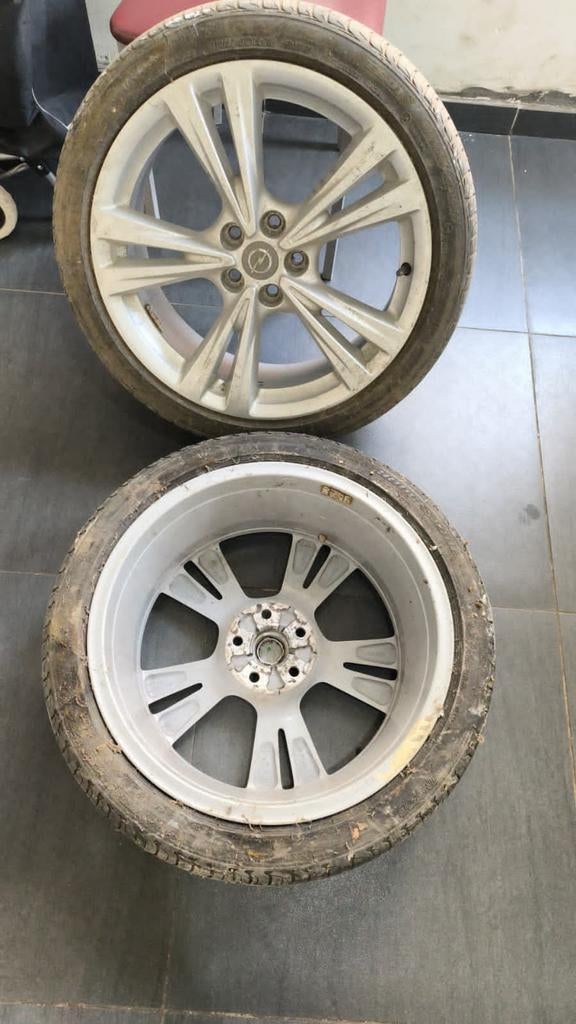 Pneu 18 pouce, Autos : Pièces & Accessoires, Enlèvement, 18 pouces, Pneu(s)