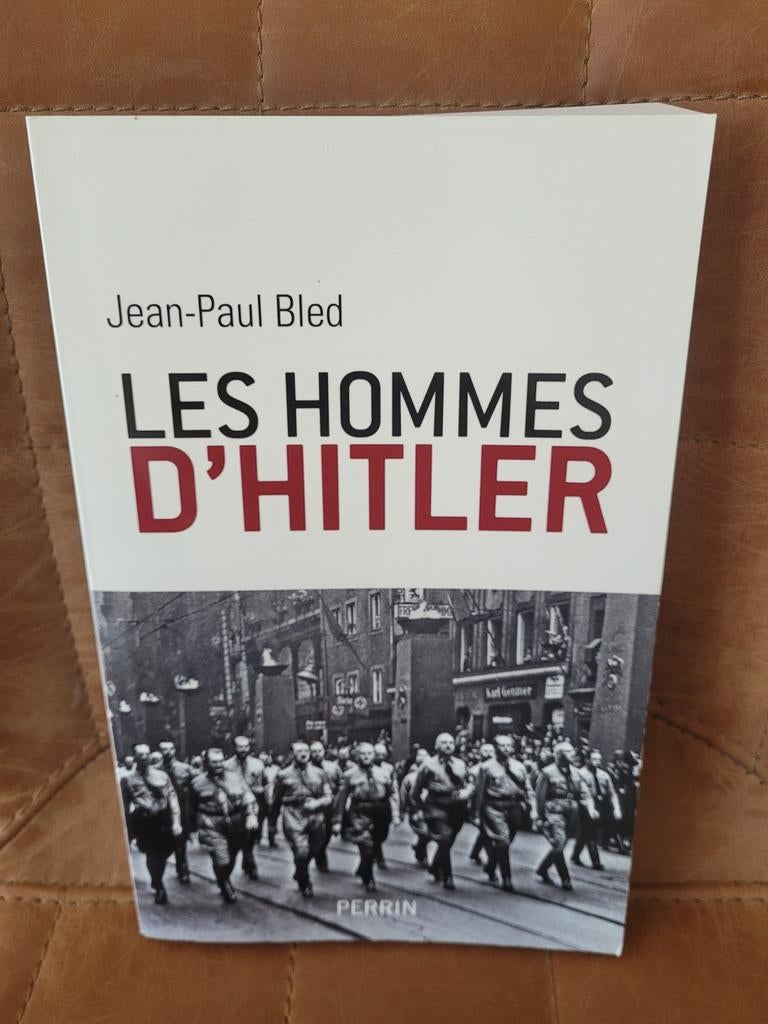 Les Hommes d'Hitler, Ophalen of Verzenden