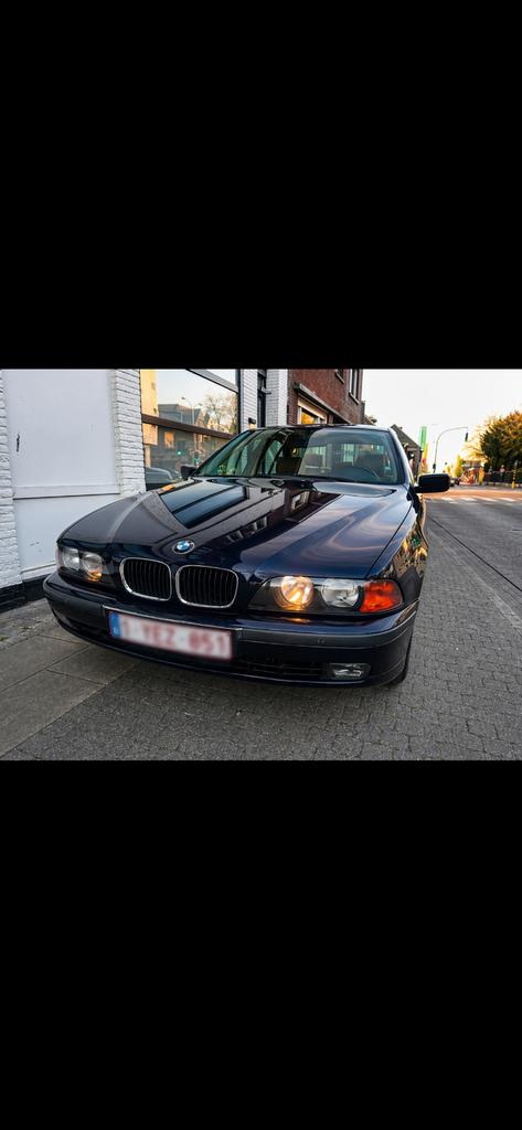 BMW E39 525 TDS - TRÈS PROPRE - ACIER INOXYDABLE - CUIR, Autos, Carnet d'entretien, 5 portes, Automatique, Particulier