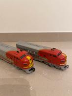 Marklin santa fe 3060 en bijwagen 4060, Wisselstroom, Gebruikt, Locomotief, Ophalen of Verzenden