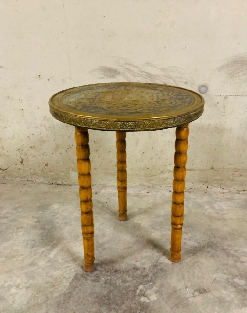 Antiek tafeltje, Ophalen