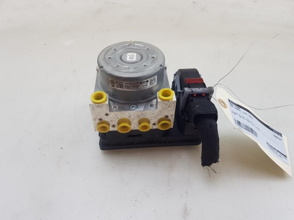 ABS POMP Volkswagen Caddy Cargo V (SBA / SBH), Gebruikt, Volkswagen
