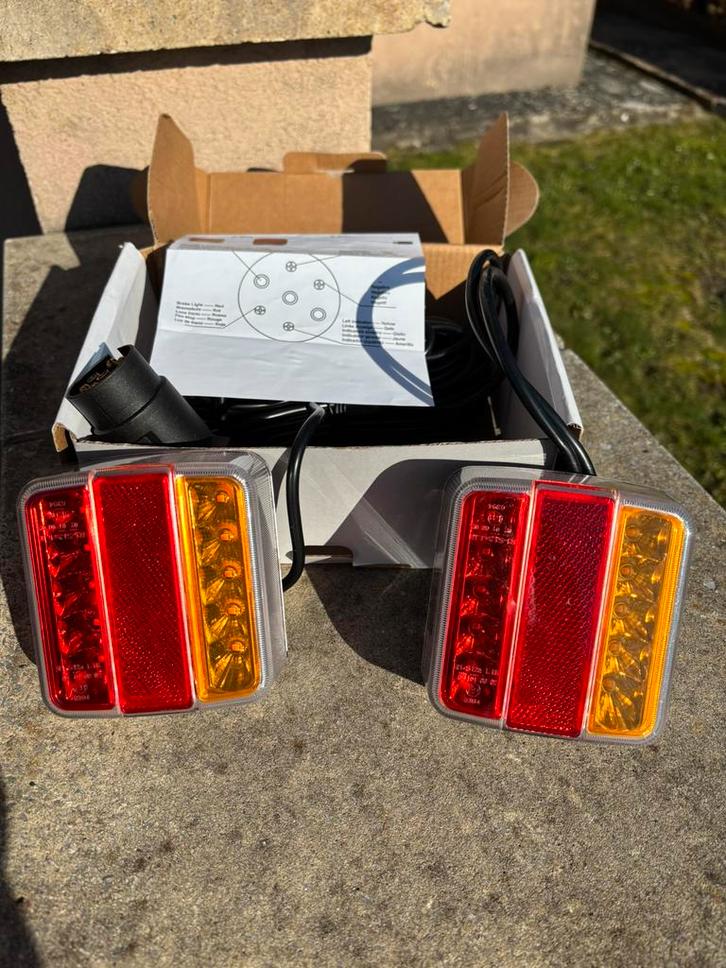 Feux arrière pour remorques, Autos : Pièces & Accessoires, Attelages, Neuf, Enlèvement ou Envoi