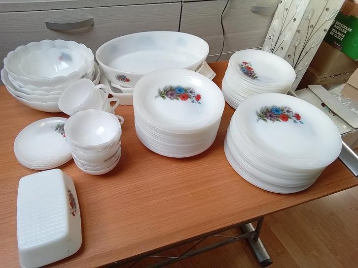 Lot de vaisselles, Maison & Meubles, Cuisine | Vaisselle, Comme neuf, Enlèvement