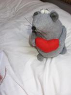 Grande souris en feutrine de couleur gris, Enlèvement ou Envoi, Neuf, Autres jouets