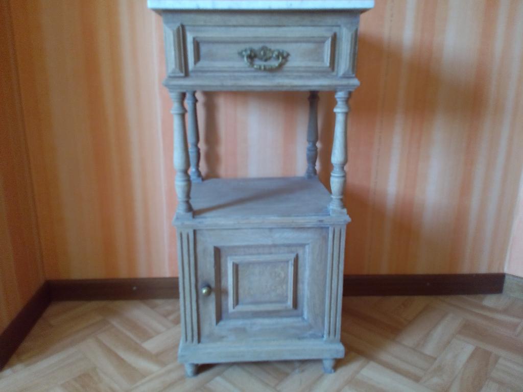 Table de nuit chêne, Enlèvement