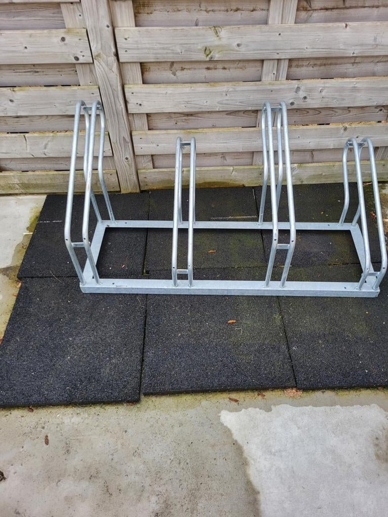 Fietsen rek nieuw, Ophalen