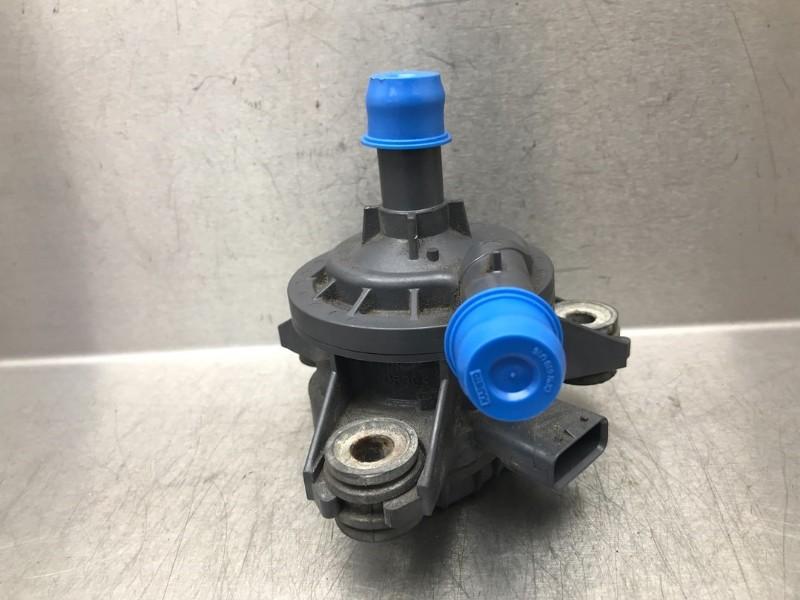 POMPE A EAU Lexus IS (E3) (01-2013/-) (|G904033030|), Utilisé, Lexus