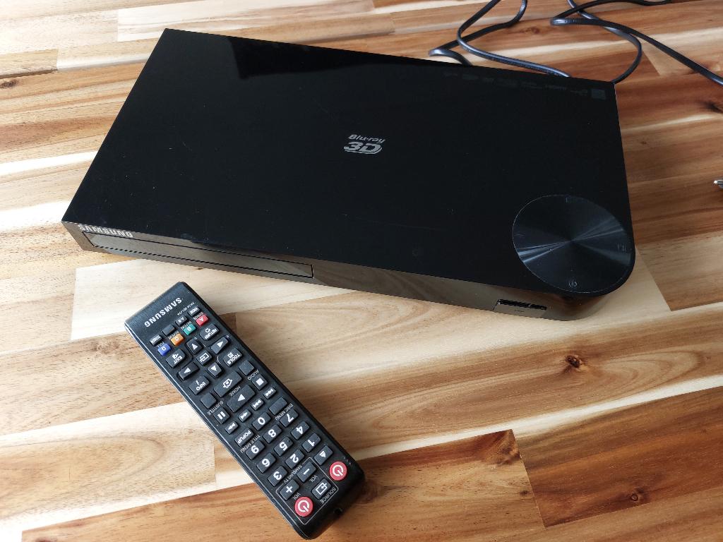 Lecteur Blu-Ray et 8 films, TV, Hi-fi & Vidéo, Enlèvement, Utilisé, Samsung