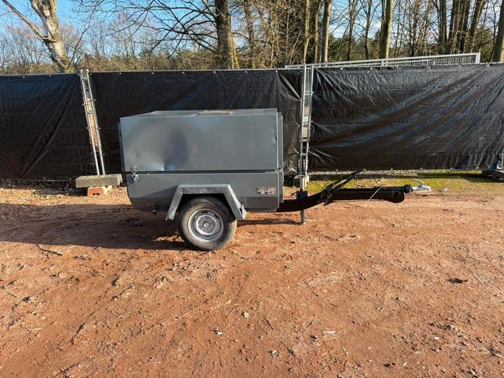 Compresseur mobile 3m3, Bricolage & Construction, Compresseurs, Utilisé, 6 à 10 bars, 100 litres ou plus, 800 litres/min ou plus