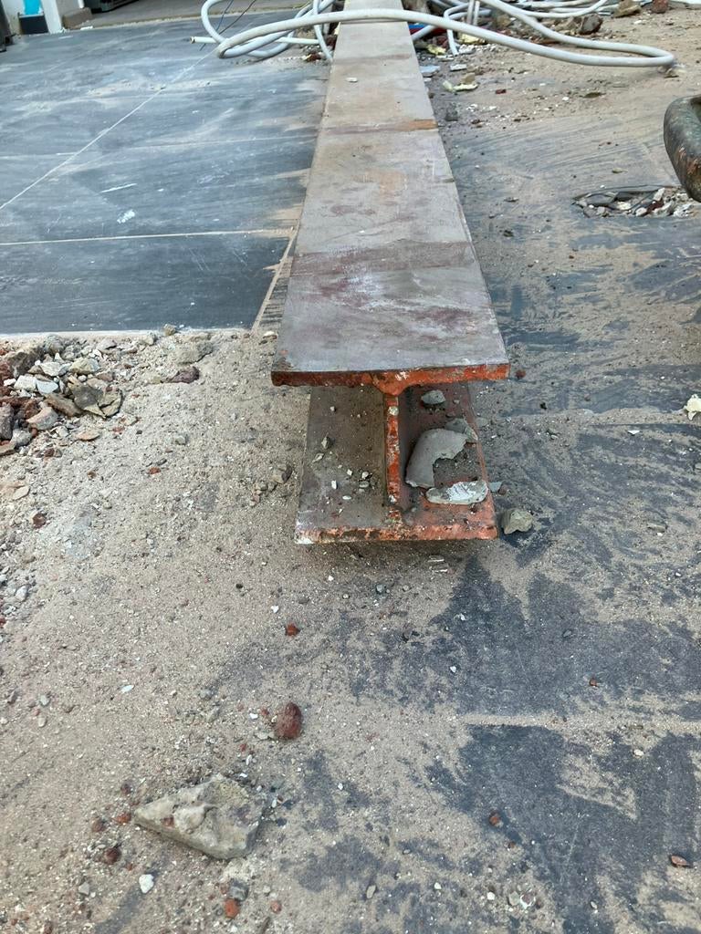 Poutrel 3.75m, Bricolage & Construction, Enlèvement, Utilisé